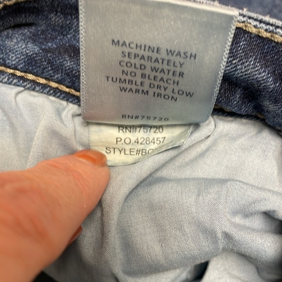 BKE Stella Slim Fit Low Rise Straight Leg Jeans - Picture 5 of 8